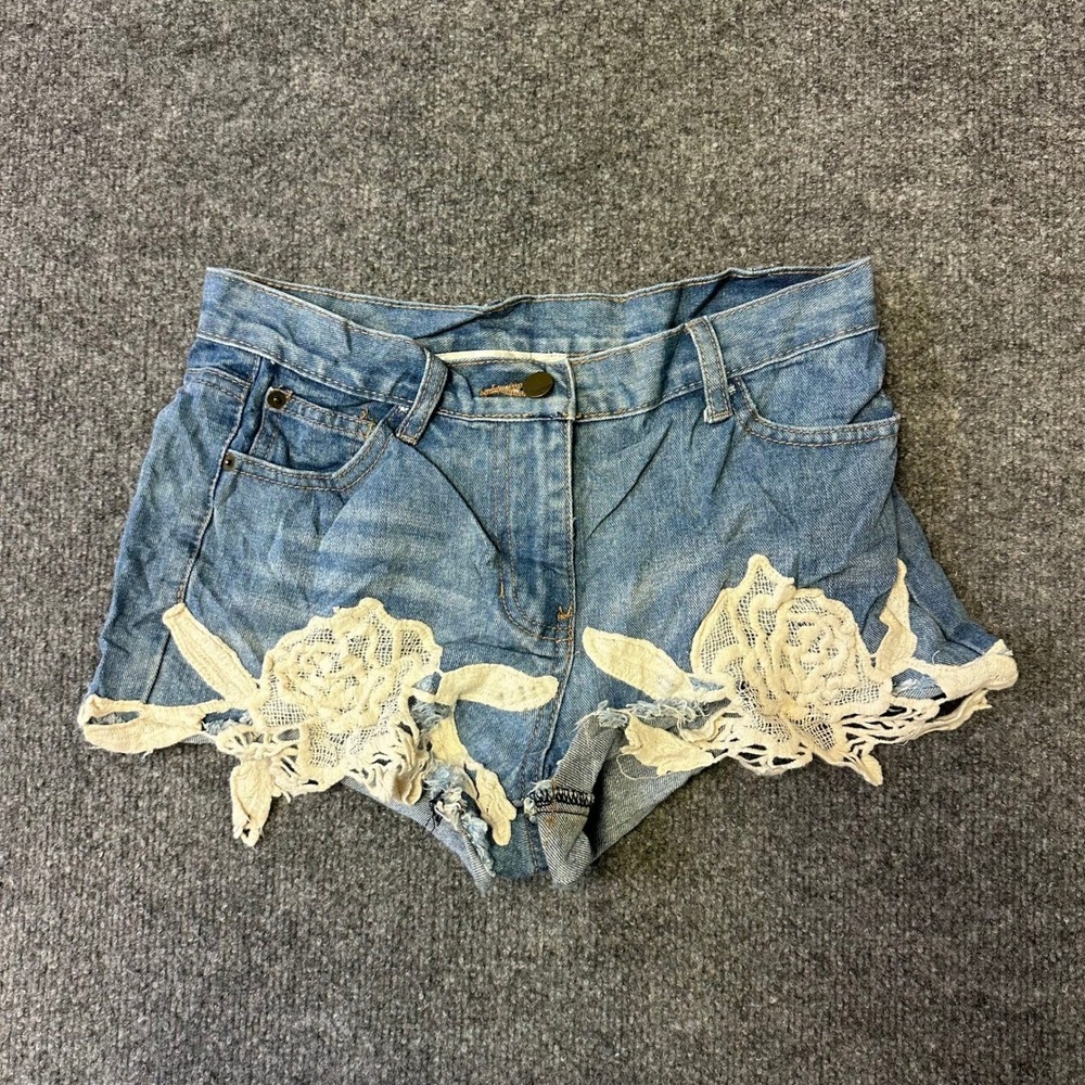 Ellison Shorts Womens Size L Denim Floral Lace Crochet Boho Raw Hem Festival